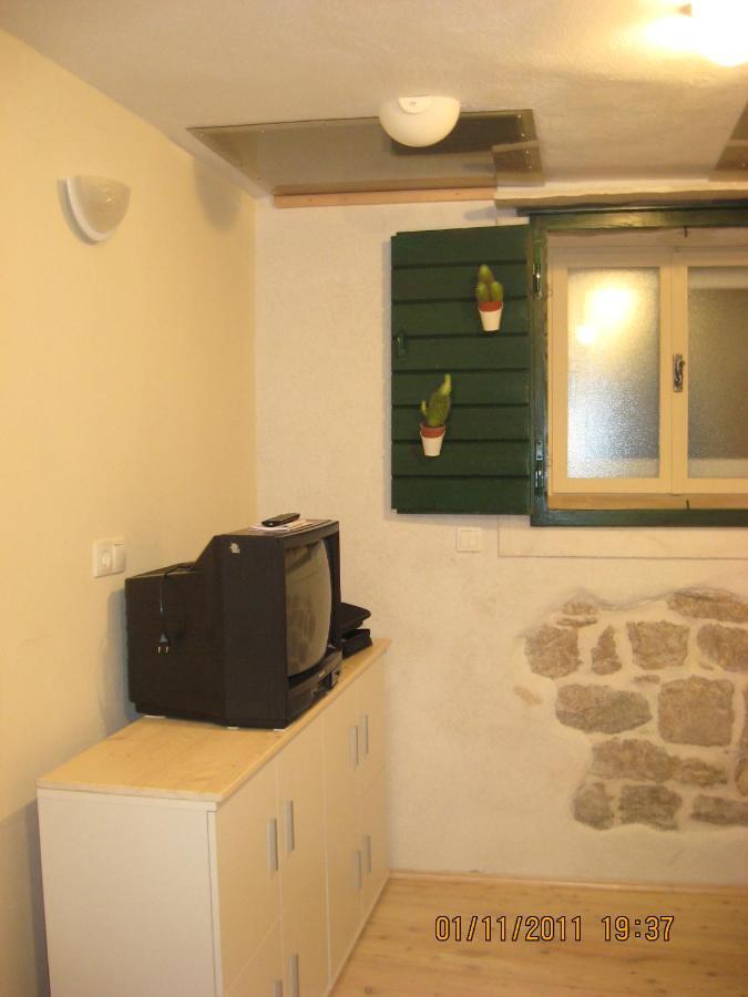 Apartments Elena Split Exterior foto